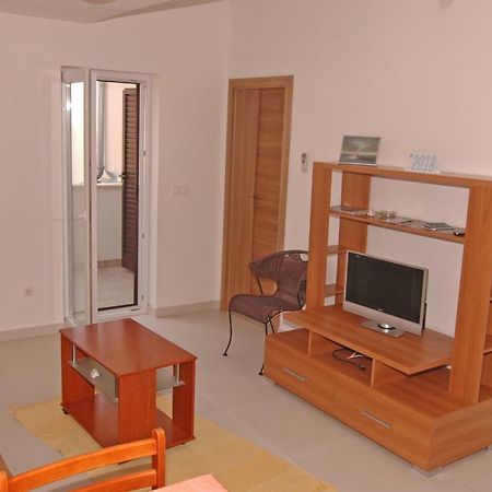 Apartment Urem Біоград-на-Мору Екстер'єр фото