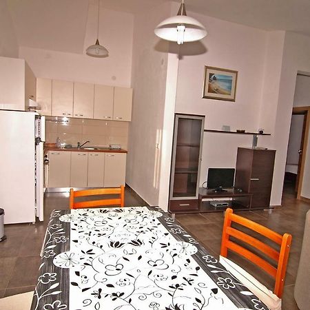 Apartment Urem Біоград-на-Мору Екстер'єр фото